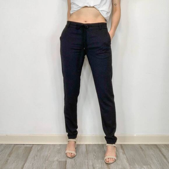 NWT VINCE black crepe jogger pants elastic waist slant pockets mid rise 2847 - Picture 2 of 11